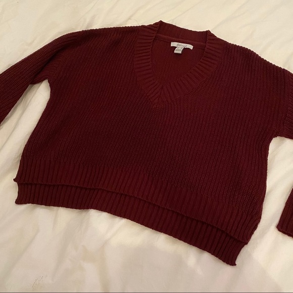 πΉ4/16πΉRed cropped knit sweater